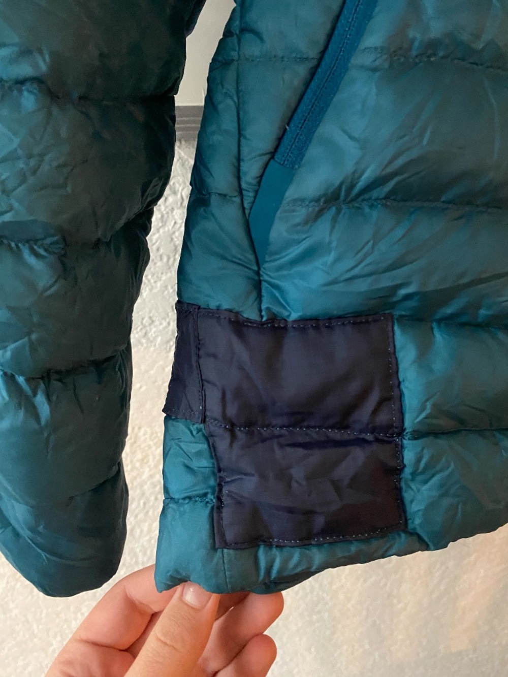Arcteryx Cerium LT hoodie - Picture 3 of 4
